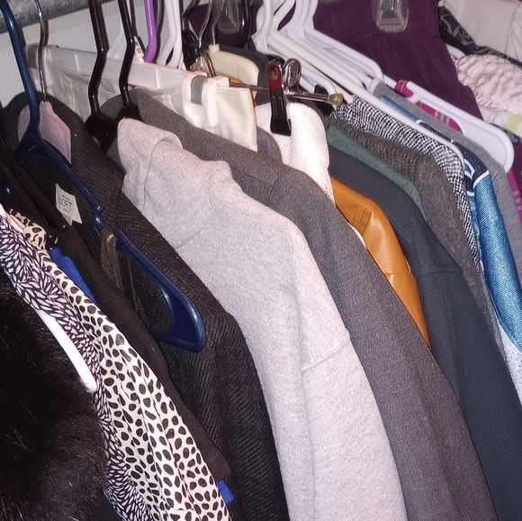 Meet your Posher, Closet 2 Cash! - Picture 2 of 2